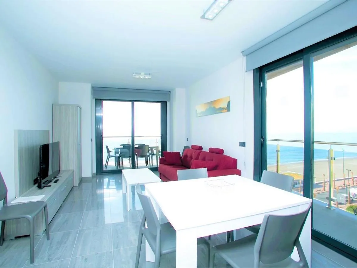 Belvilla By Oyo Apartamento Con Patio Fuengirola